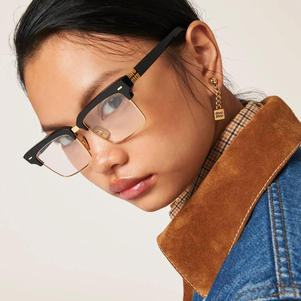 Logo-Detailed Drop Earrings