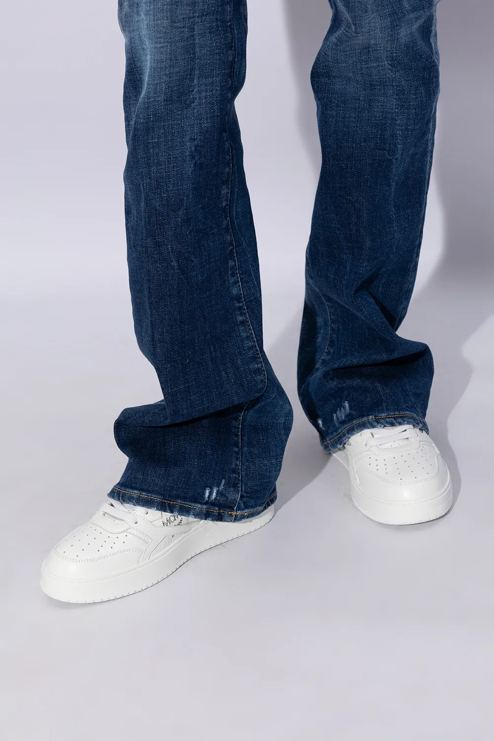 Terrain Sneakers