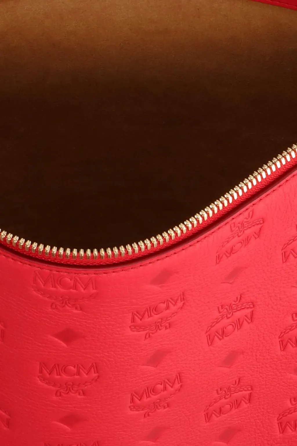 Klara Medium Shoulder Bag