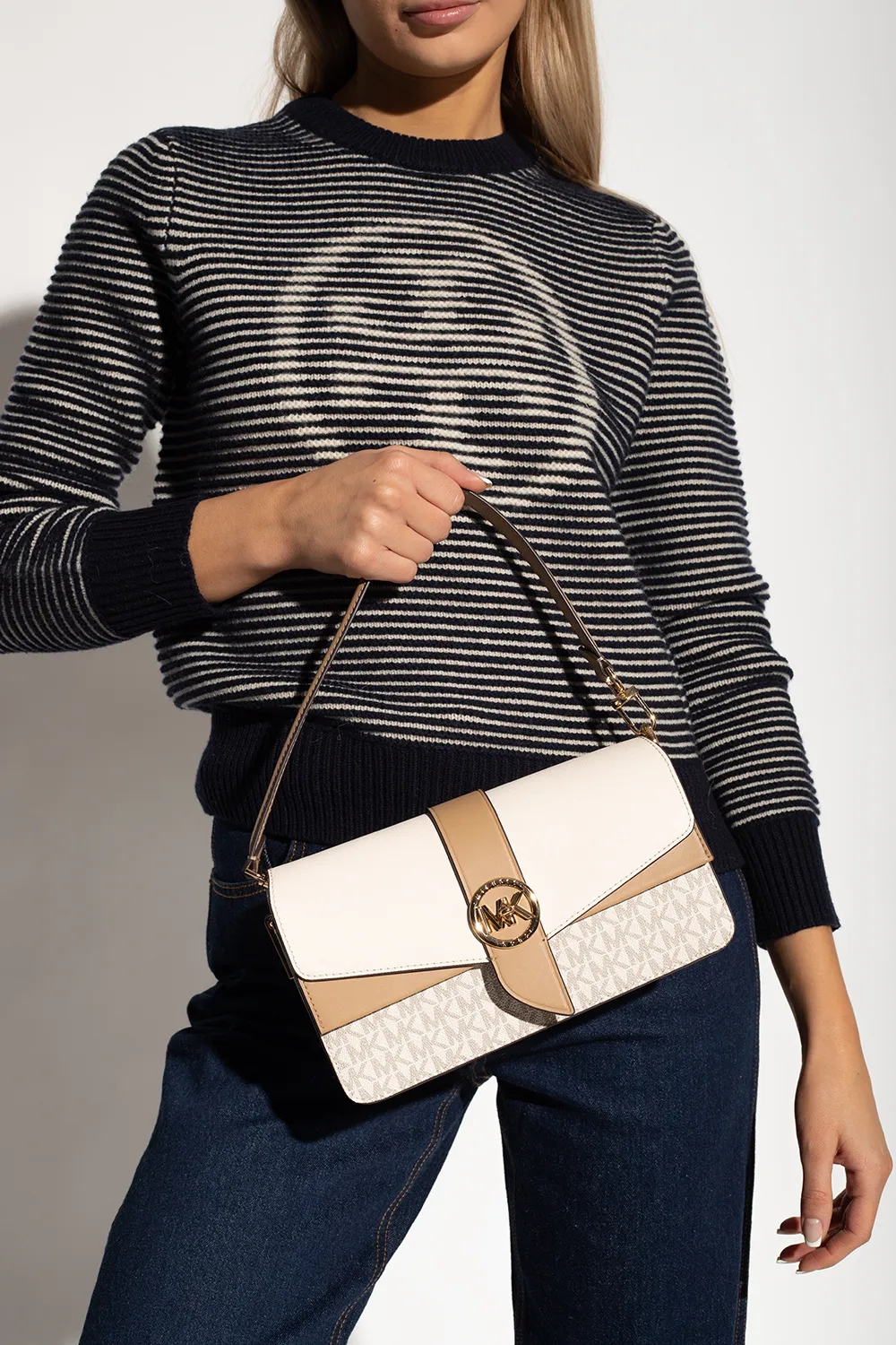 Greenwich Medium Logo Shoulder Bag