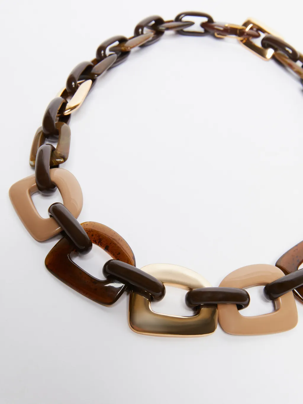Resin Metal Chain Necklace