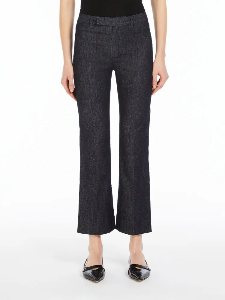 Straight Leg Cropped Jeans