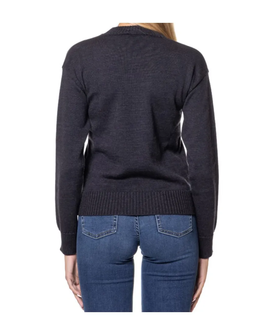 Long-Sleeved Round-Neck Sweater