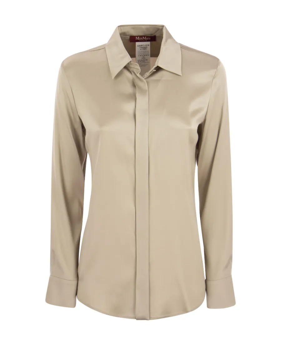 Long-Sleeved Pointed Collar Shirt