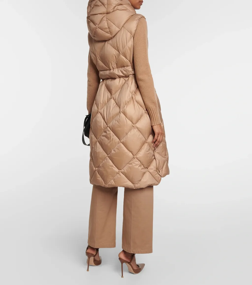 Sleeveless Quilted Cotton Suit