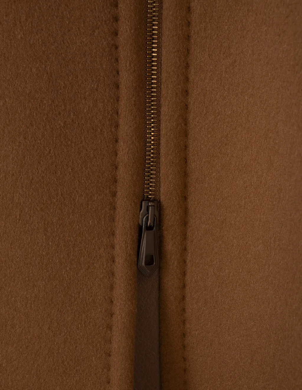 Atelier Amour Zip-Up Crewneck Coat