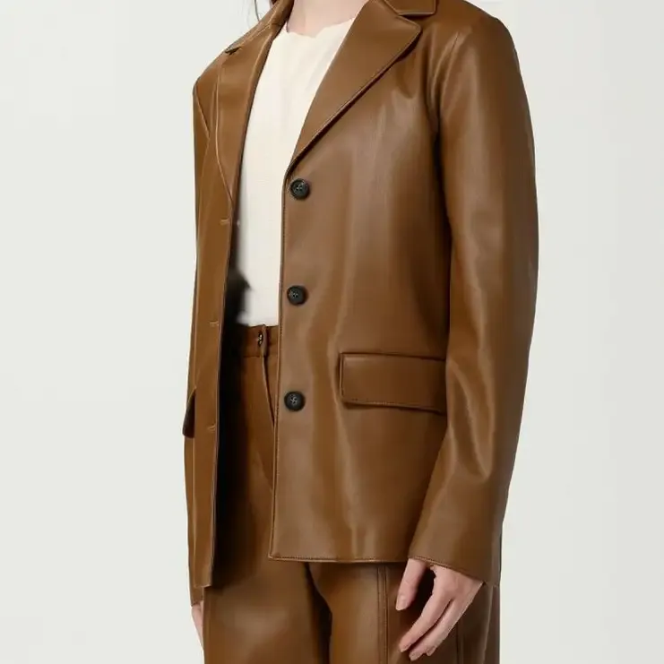 Long-Sleeved Suit Jacket