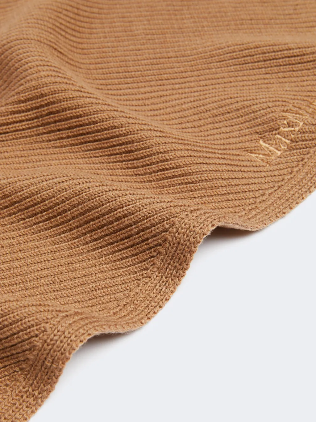 Wool Yarn Maxi Shawl