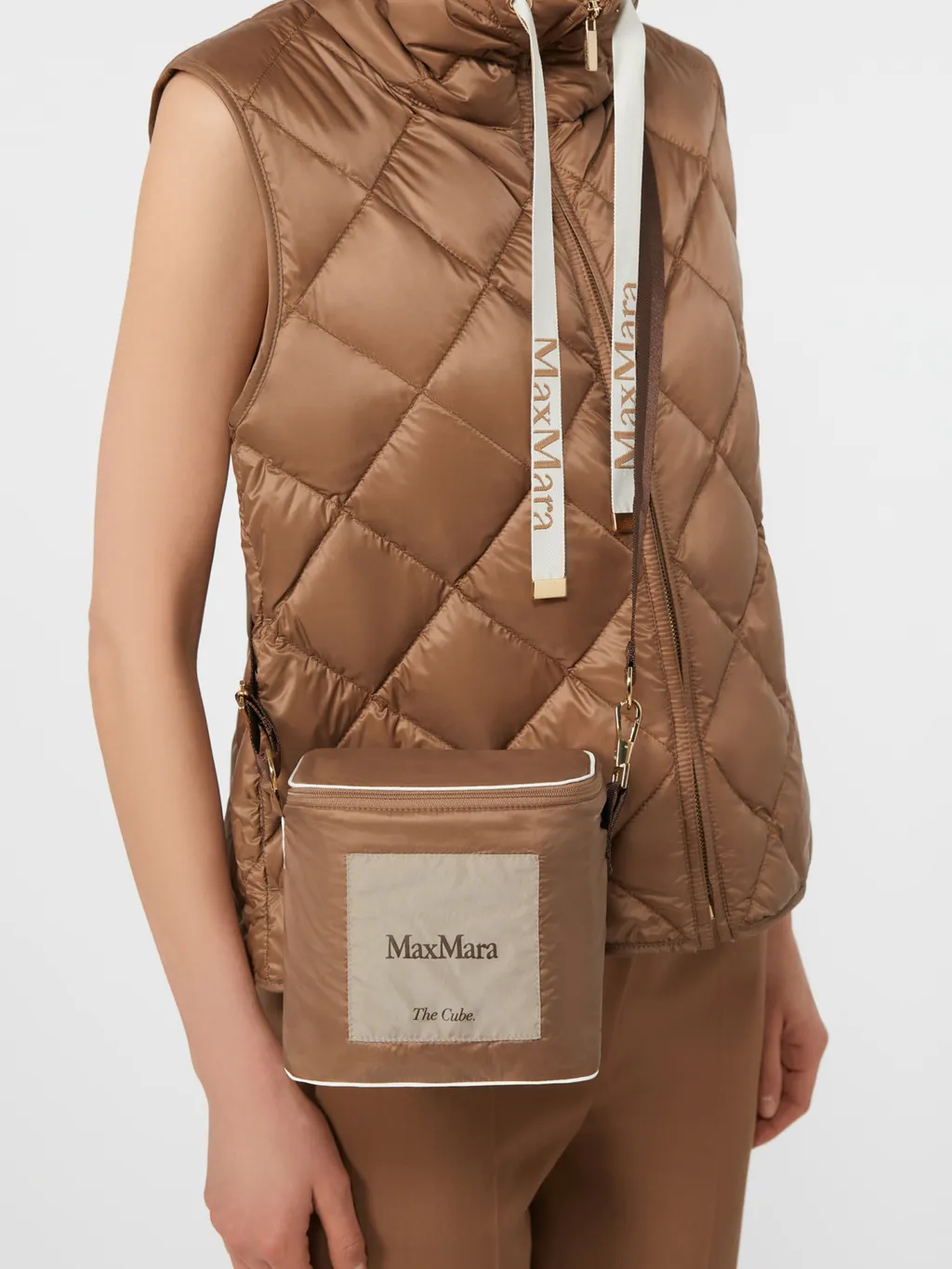 Water-Repellent Nylon Canvas Gilet