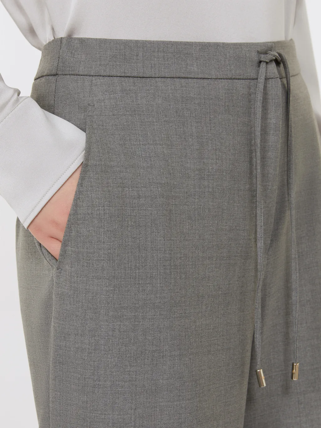 Studio Denaro Drawstring Pants