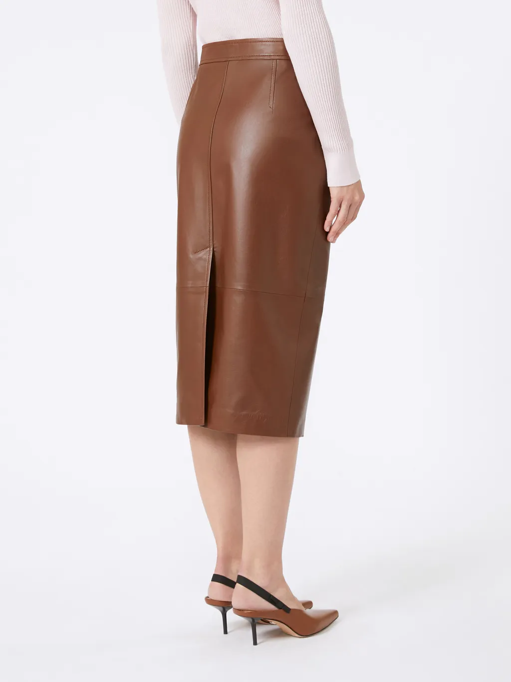 Studio Taiga Back Slit Skirt