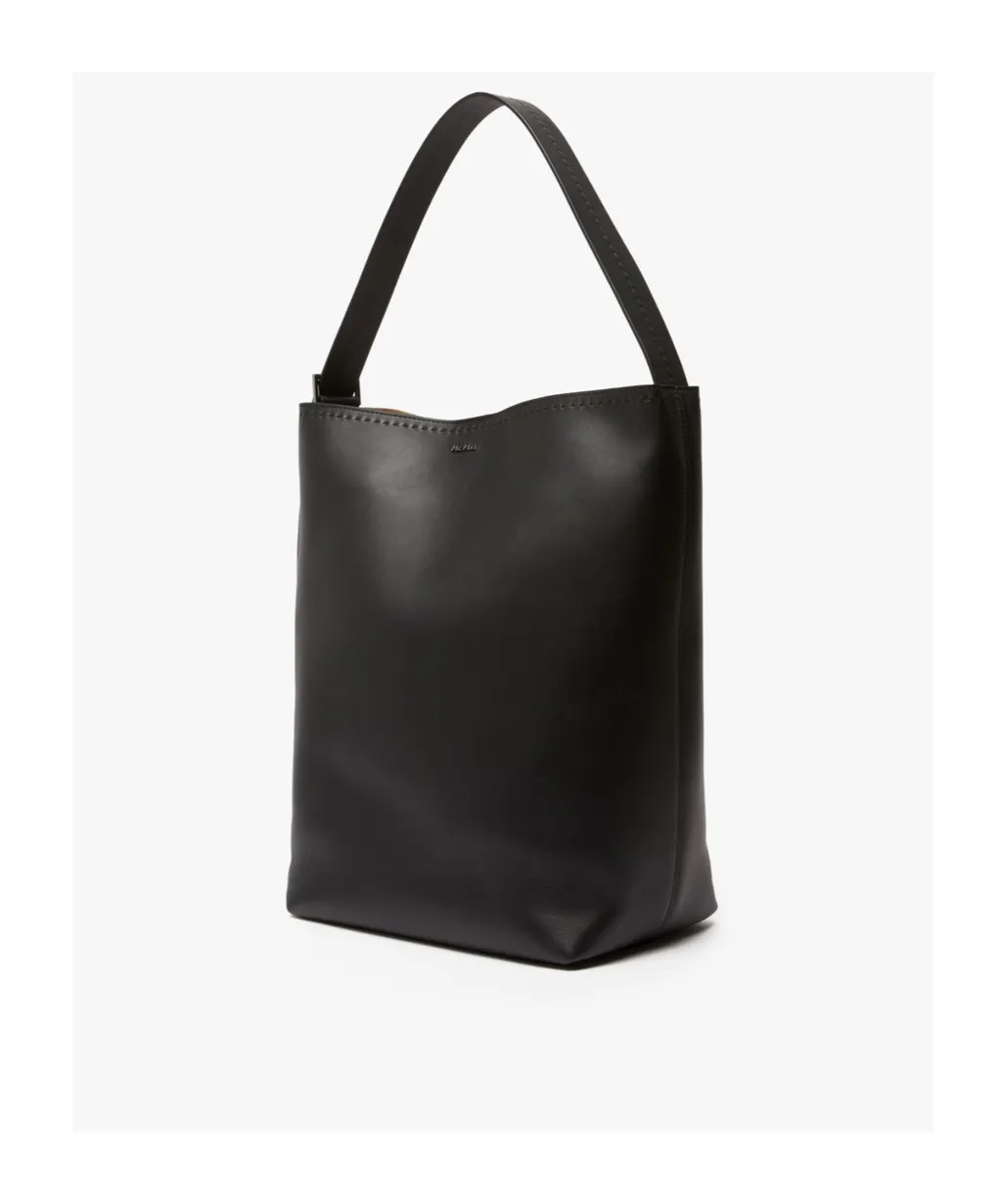 Archetipo Medium Leather Bag