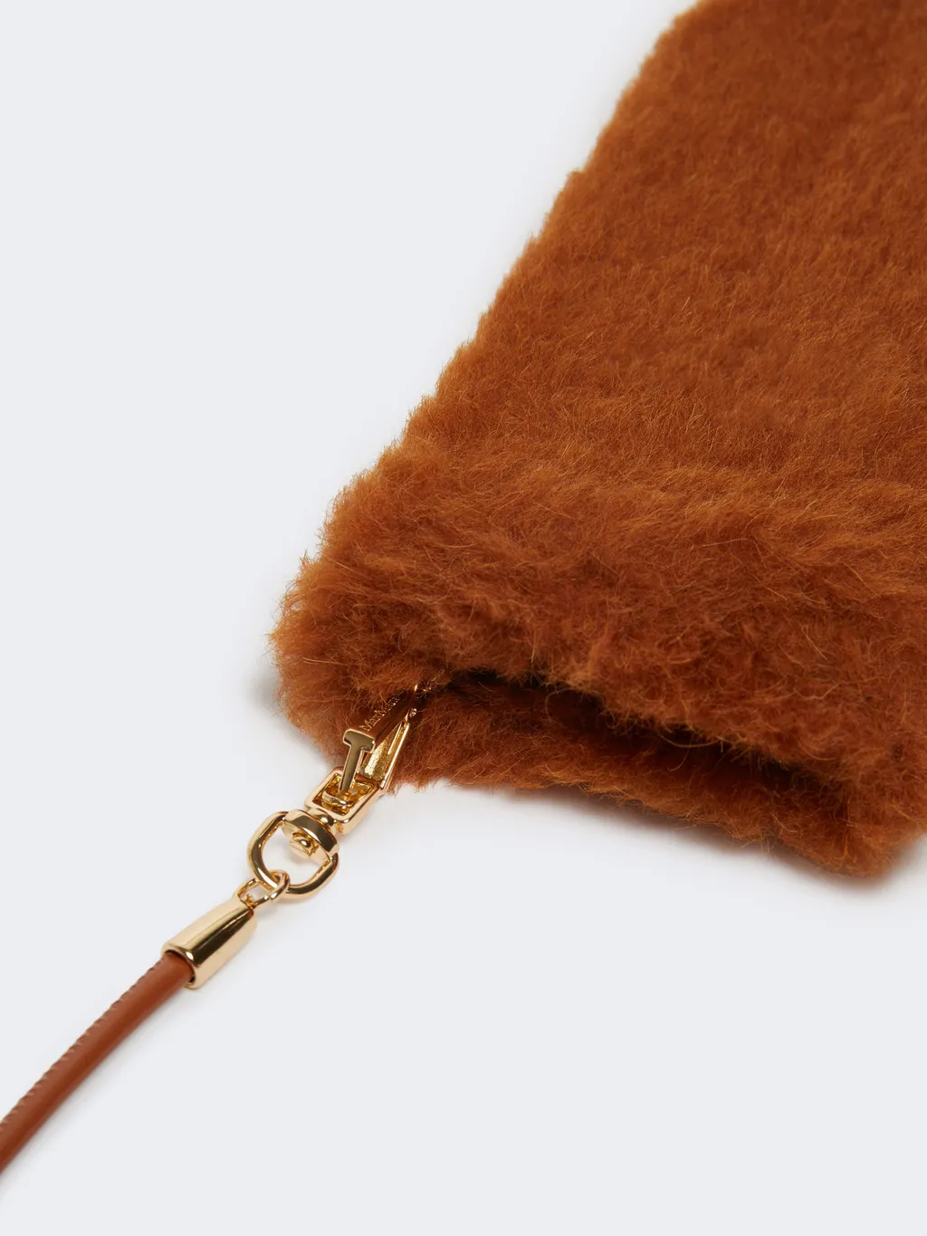 Mittens In Alpaca And Wool Teddy Fabric