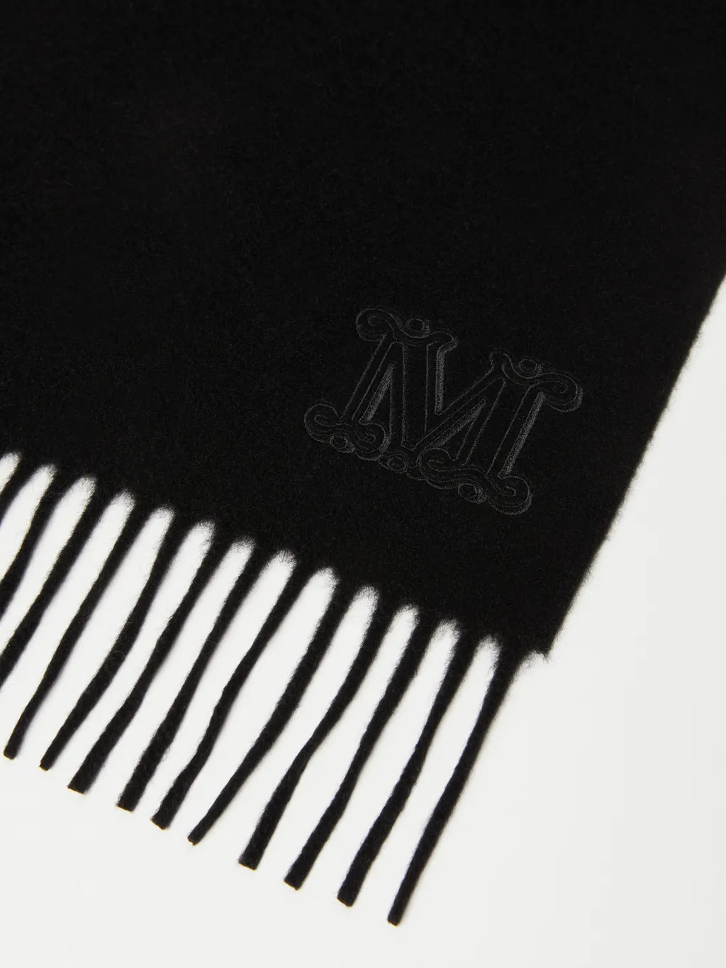 Wsdalia Fringed Edge Scarf
