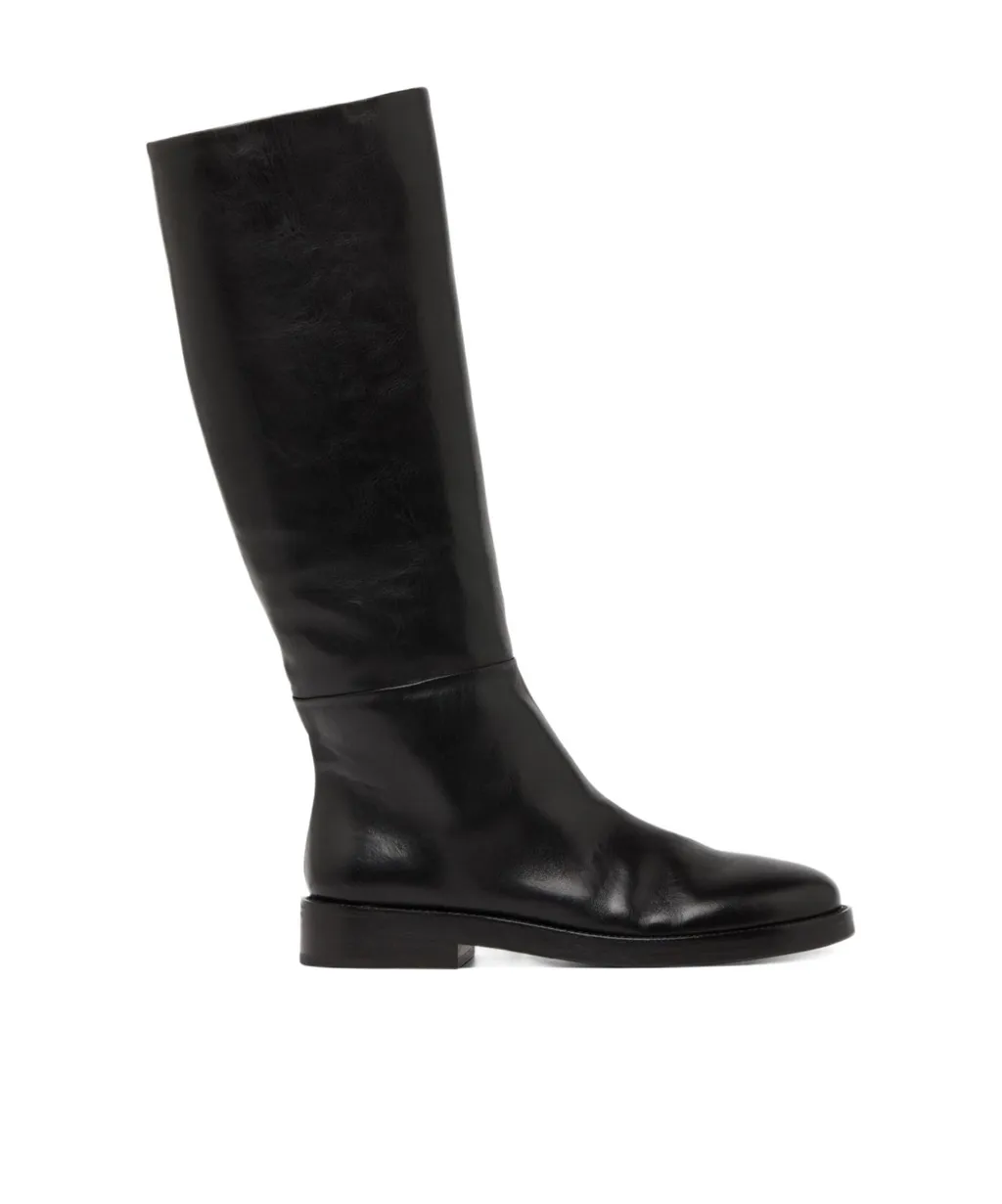 Round Toe Boots