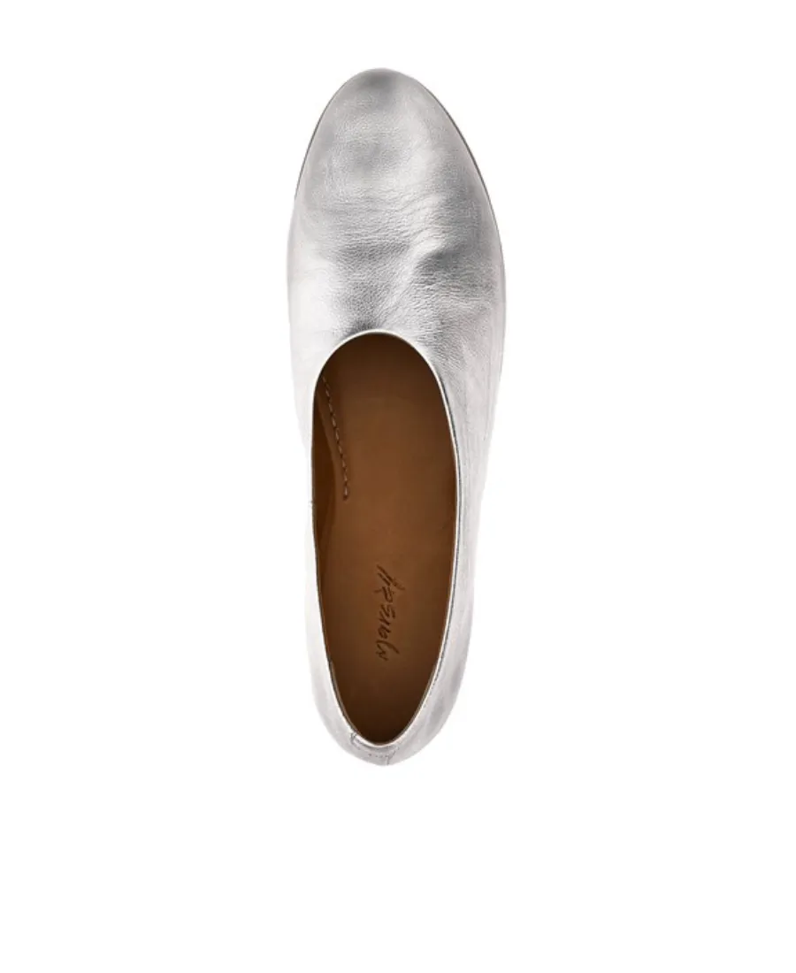 Round-Toe Ballet Flats