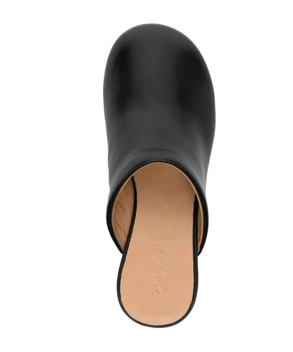 Spilla Round-Toe Mules
