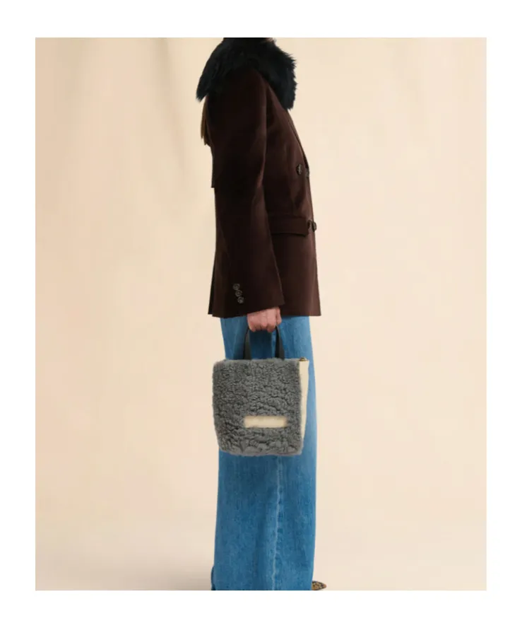 Logo Detailed Shearling Tote Bag