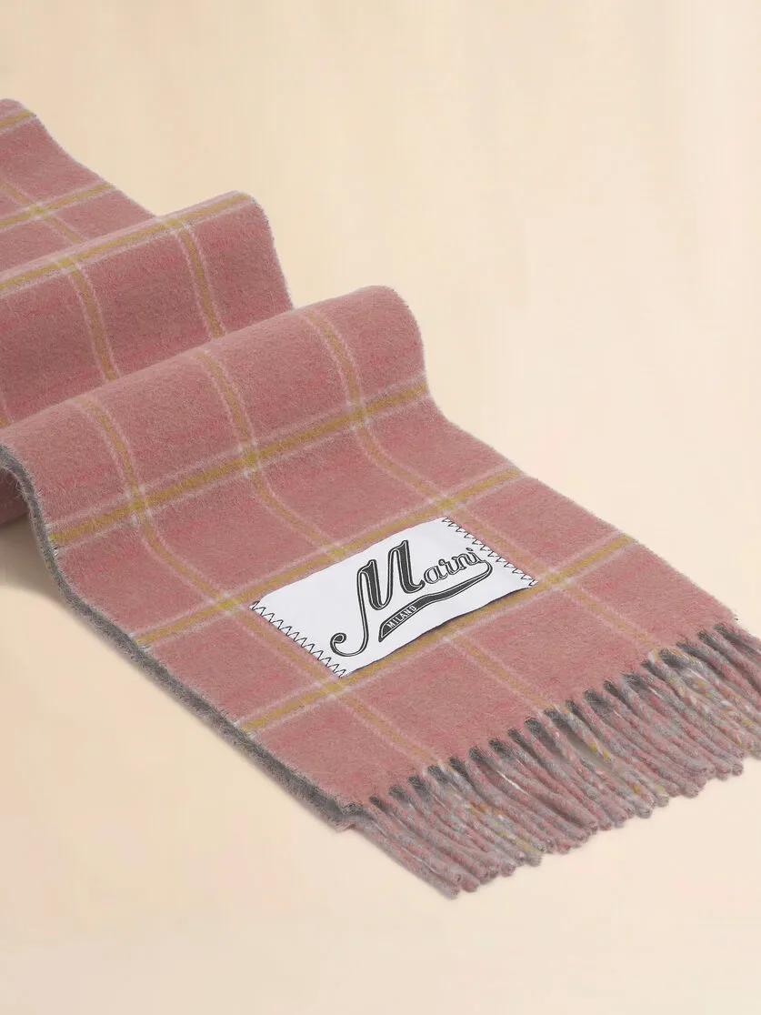 Logo Patch Checked Fringed Scarf