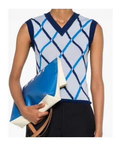 Diamond-Pattern Vest