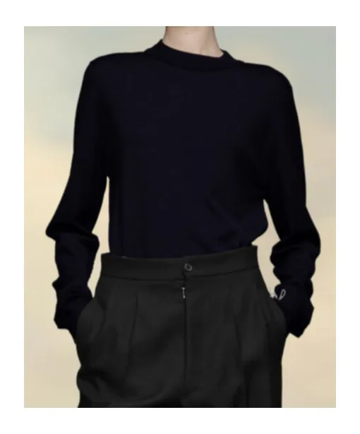 Long-Sleeved Crewneck Jumper