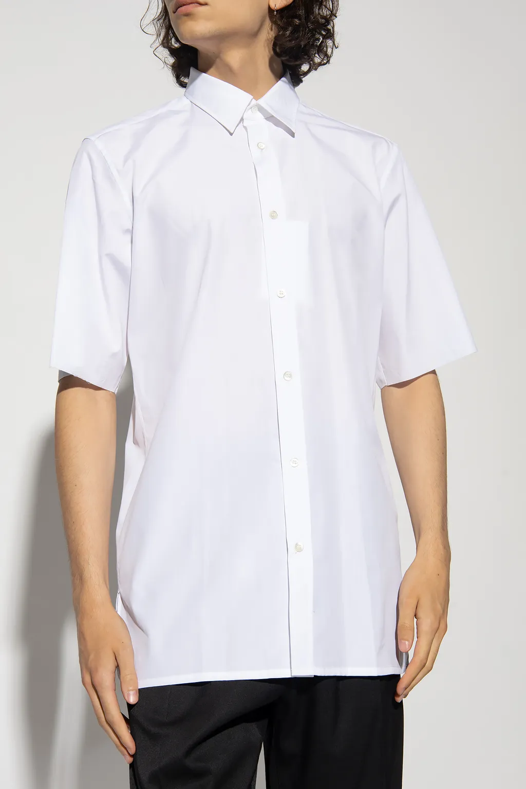 Short-Sleeved Buttoned Shirt