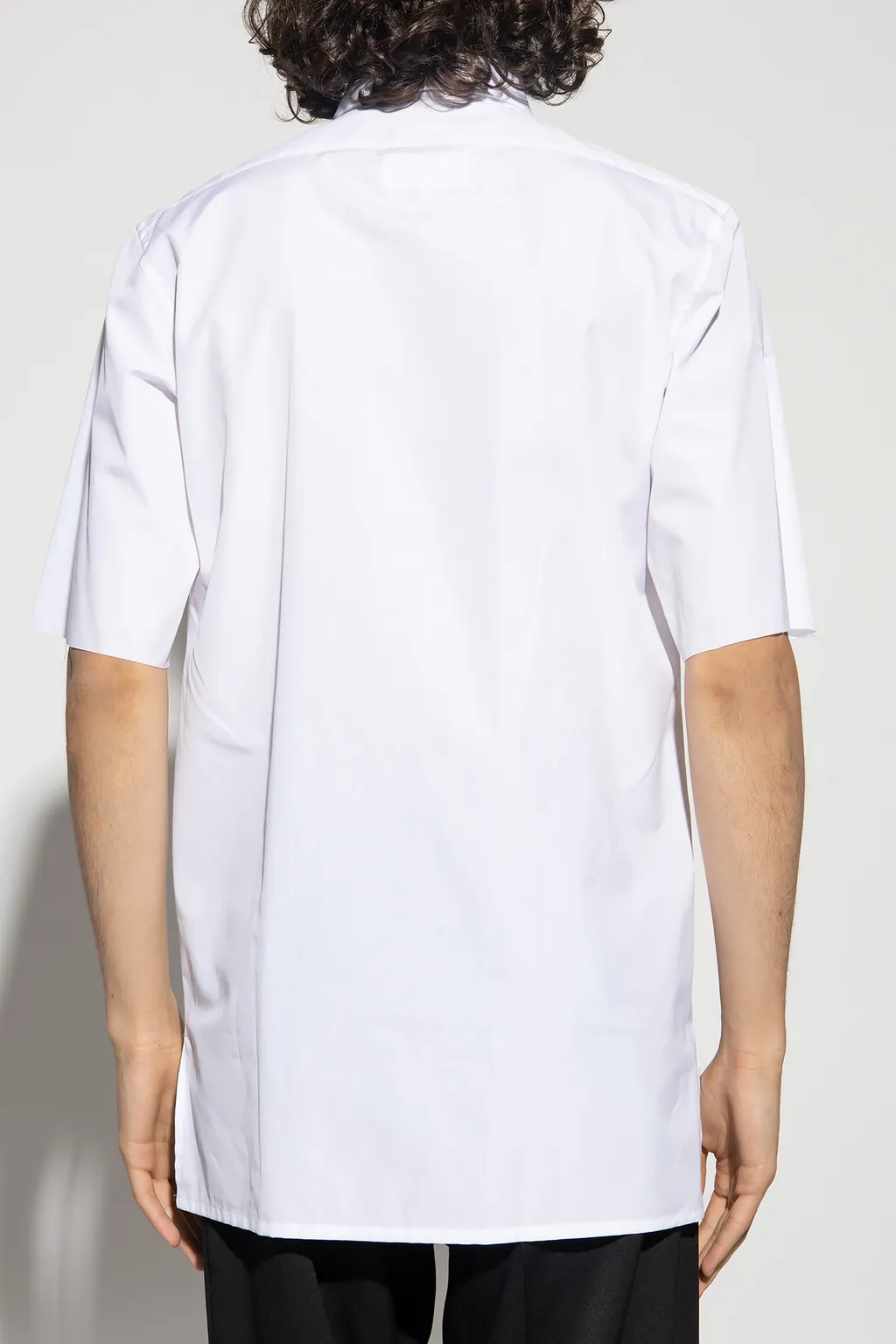 Short-Sleeved Buttoned Shirt