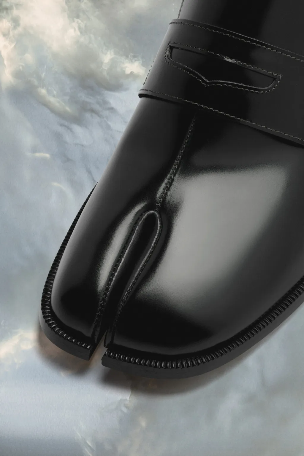 Tabi Toe Loafers