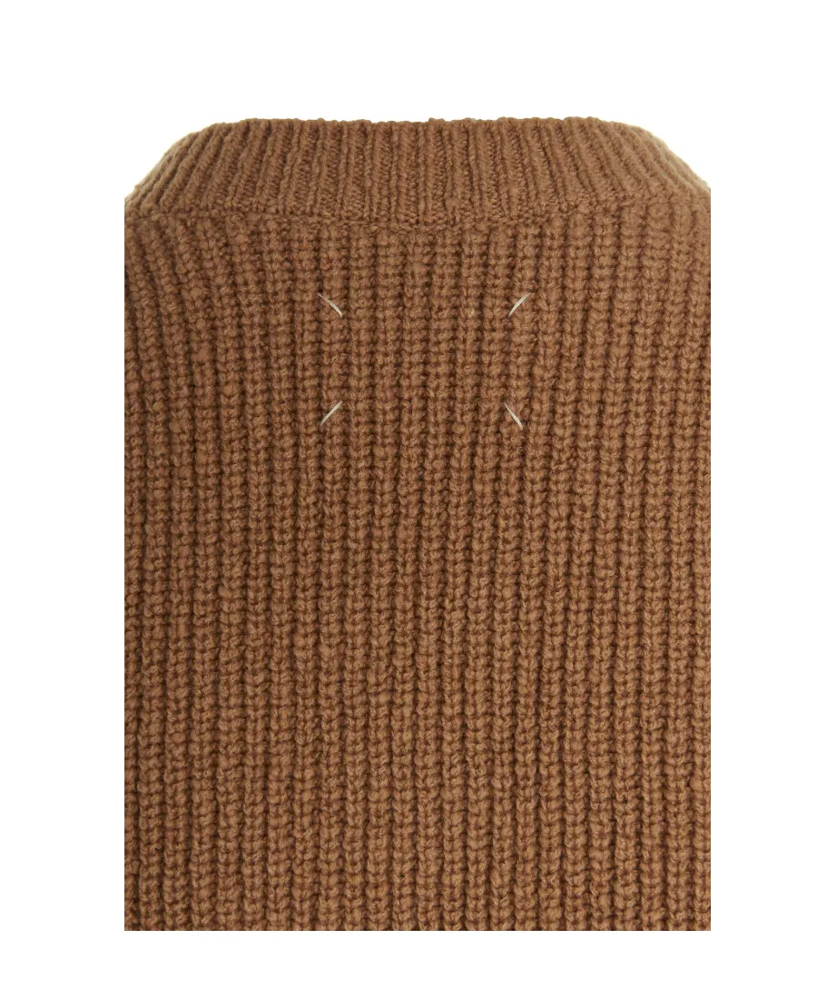 V-Neck Straight Hem Knitted Vest