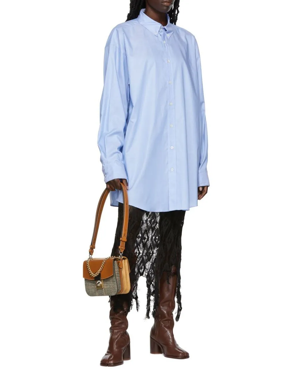 Buttoned Long-Sleeved Shirt