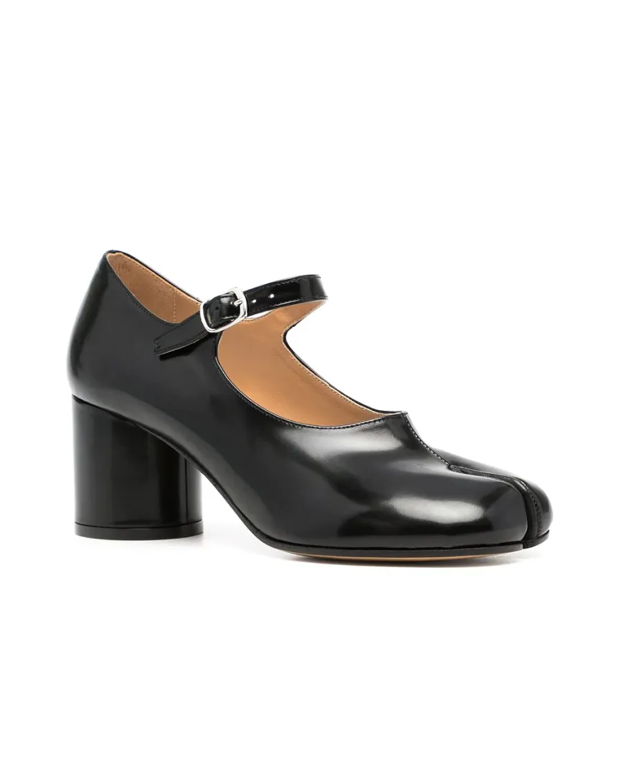 Tabi Buckle-Fastened Mary Jane Pumps