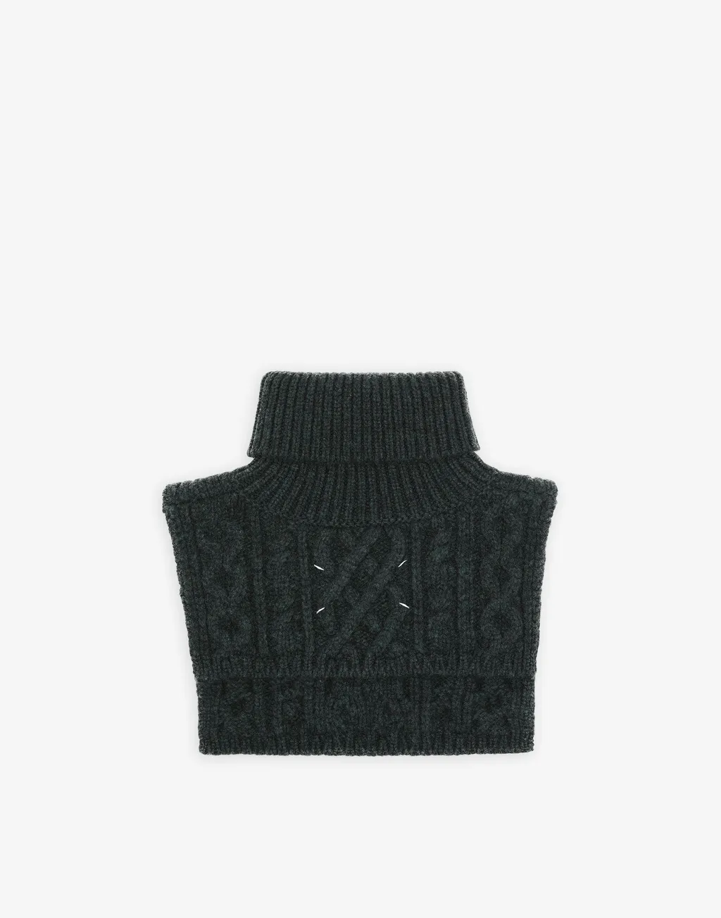 Cable-Knit Roll-Neck Scarf