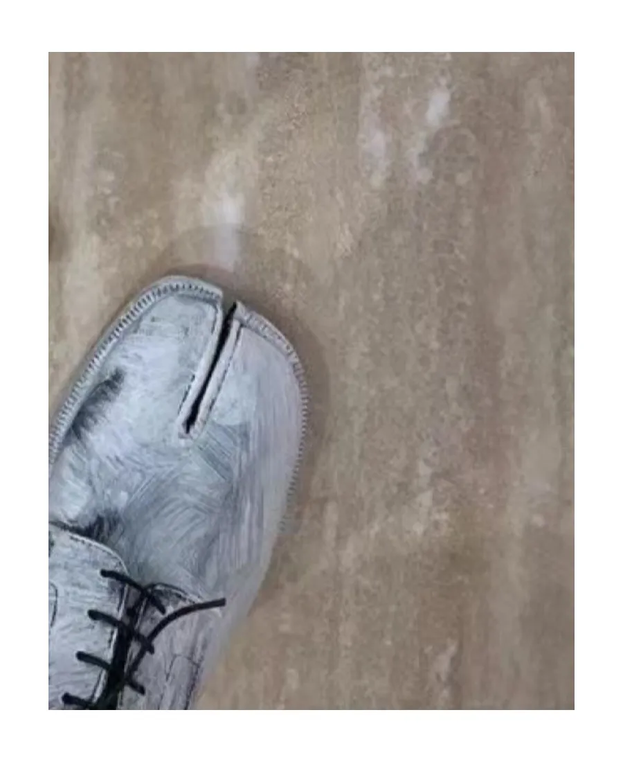 Tabi Bianchetto Brogues