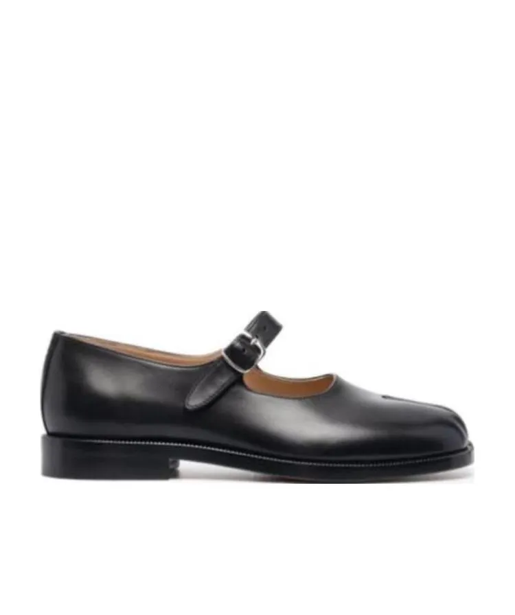 Tabi Toe Flat Shoes