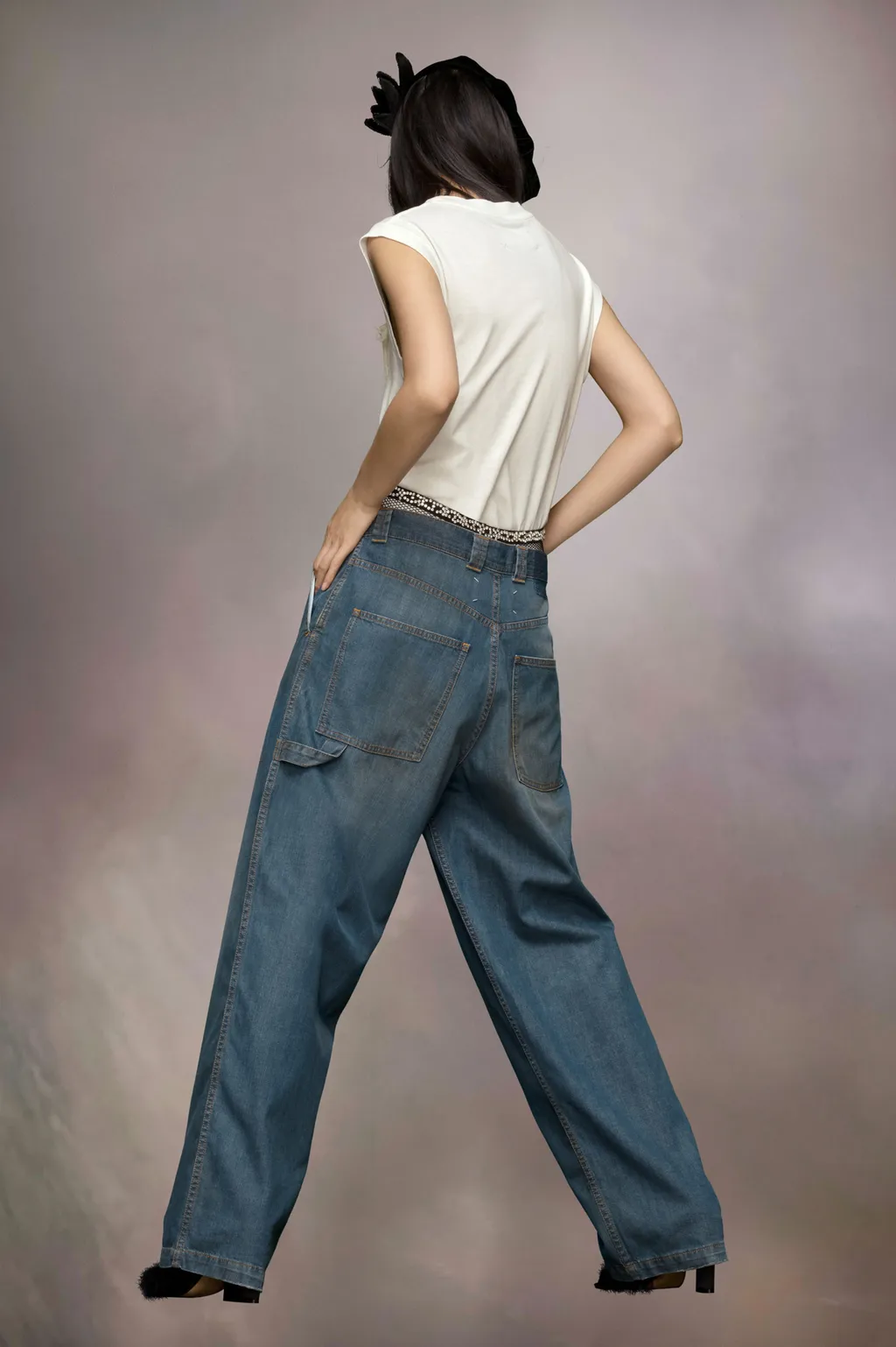 Wide-Leg Jeans