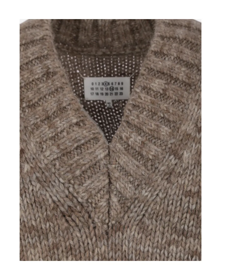 V-Neck Knitted Tank Top