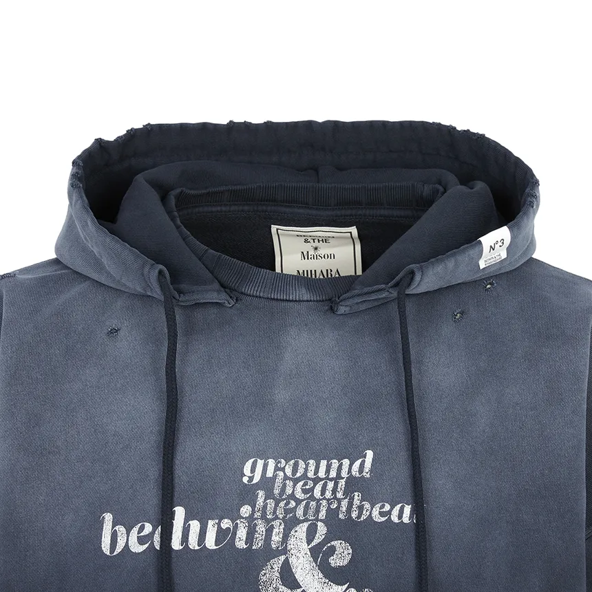 Long-Sleeved Sweatshirt