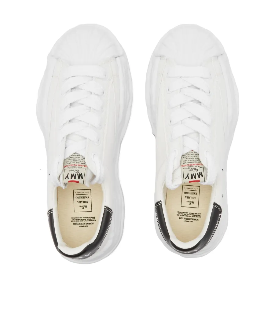 Low-Cut Casual Sneakers
