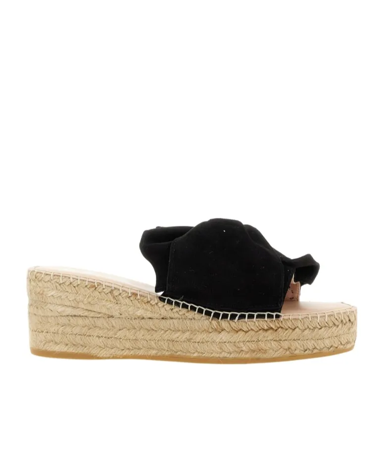 Knot Detail Flat Shoes