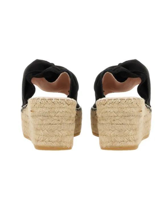 Knot Detail Flat Shoes