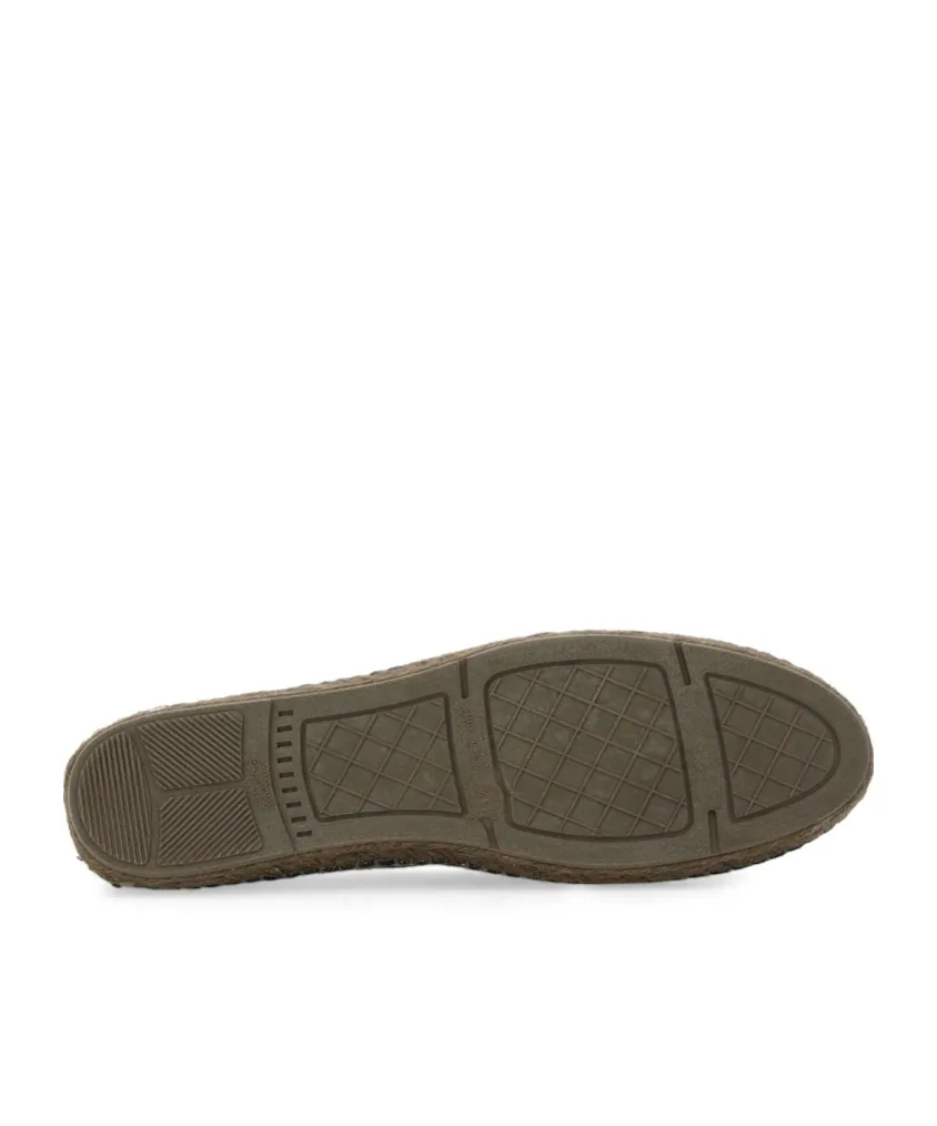 Classic Espadrille Design