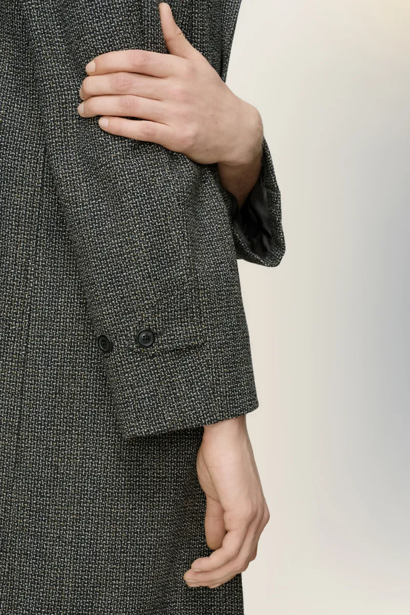 Long Sleeved Single-Breasted Coat