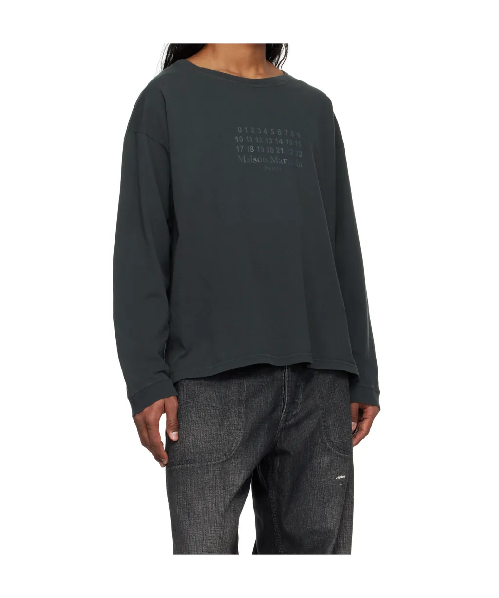 T-Shirt / Washed Black