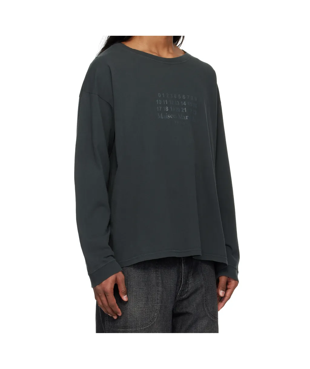 T-Shirt / Washed Black