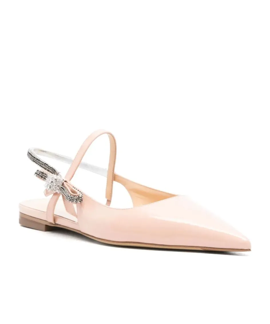 Bow-Detailing Pumps
