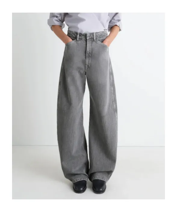 High Waisted Curved Pants