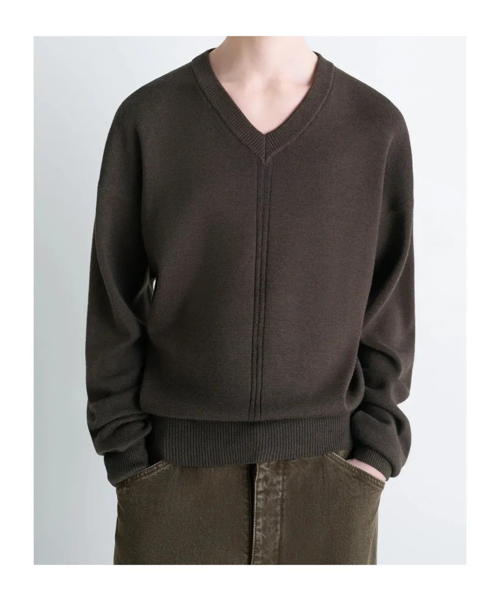 V-Neck Jumper
