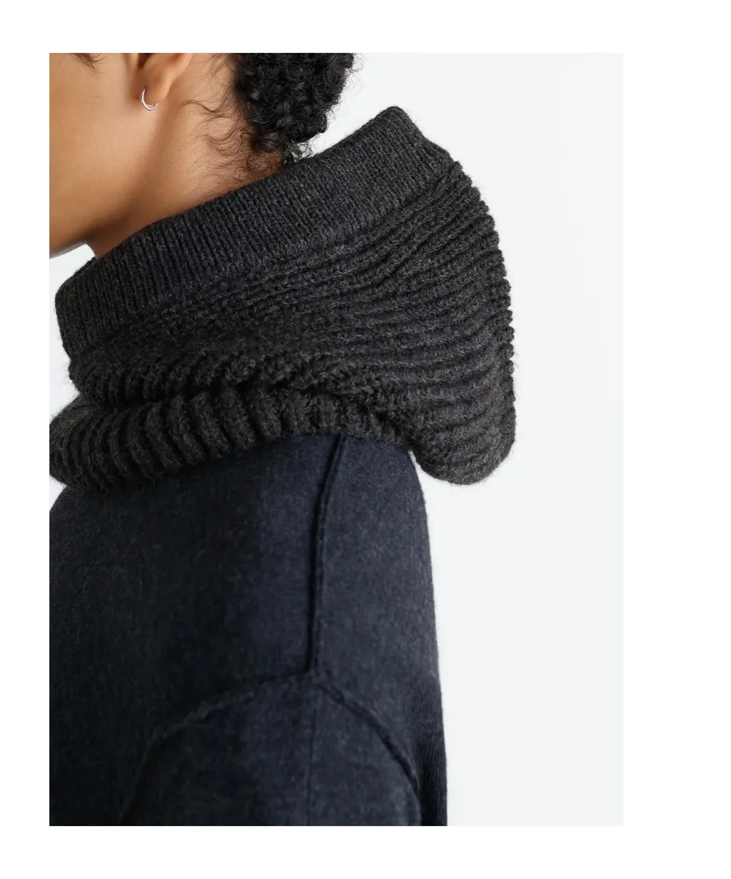 Ribbed Knitted Balaclava