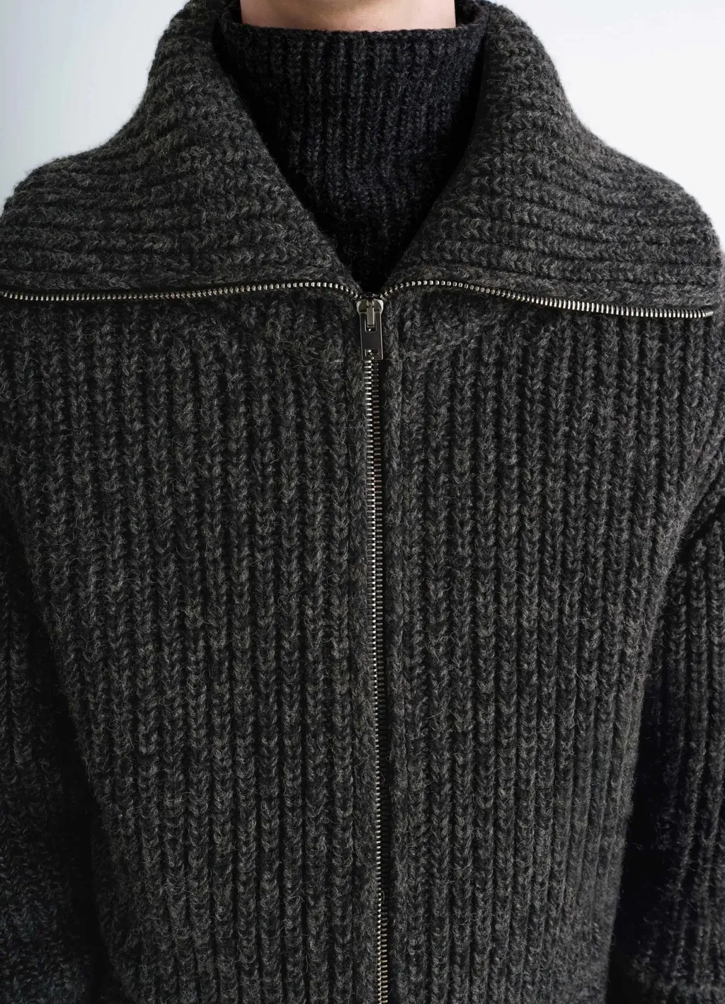 Ribbed Zip-Up Cardigan