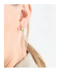 Cuvered-Edge Drop Earrings